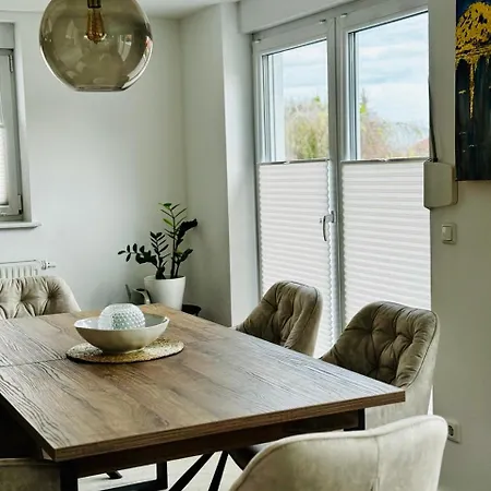 Gemuetliche Mit Garten Apartment *