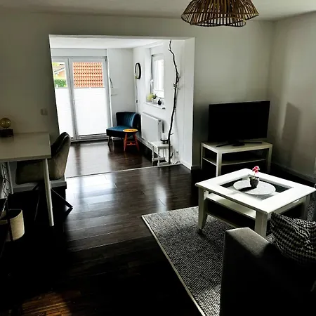 Apartment Gemuetliche Mit Garten